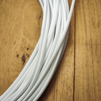 Snow White Medium Sleeving