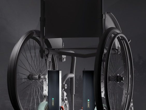 Fauteuil roulant manuel équipé de la motorisation E-Clips