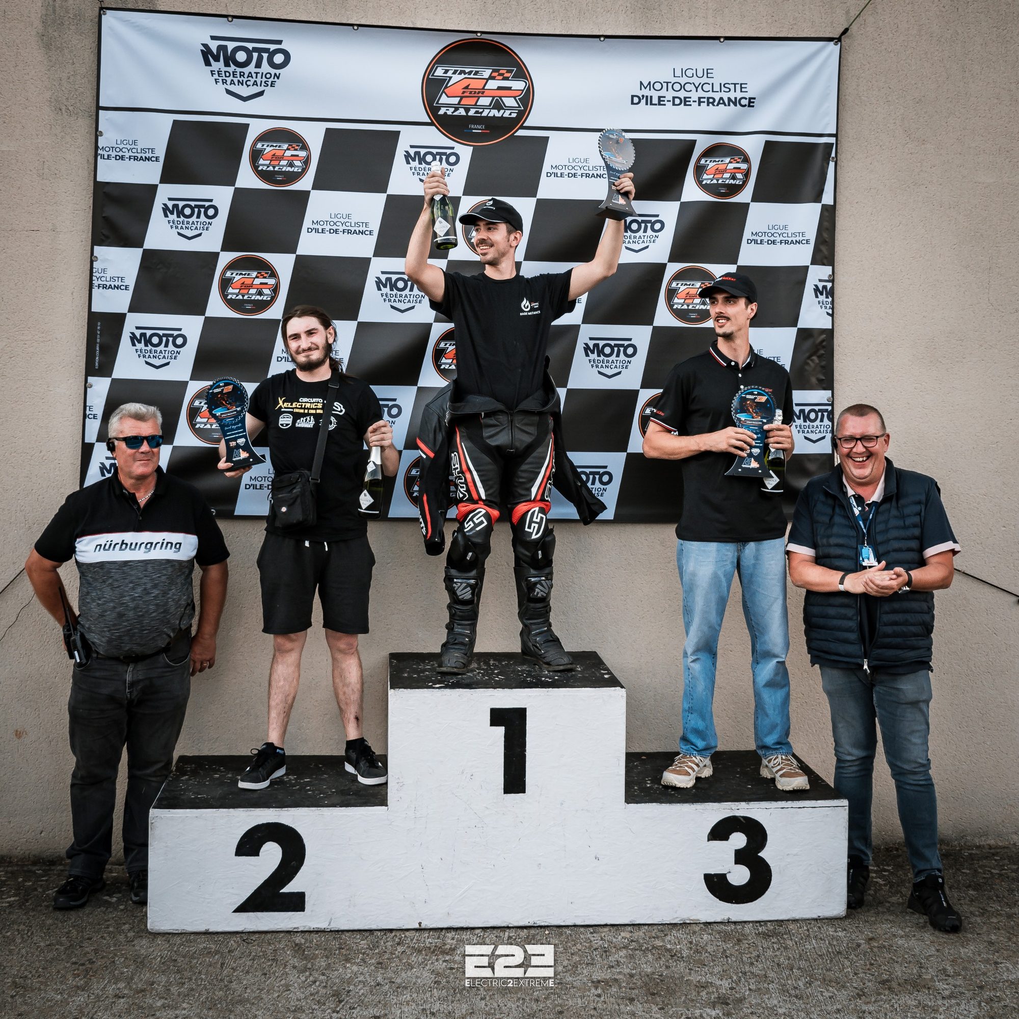 Podium E’trott Racing à Angerville en 2023