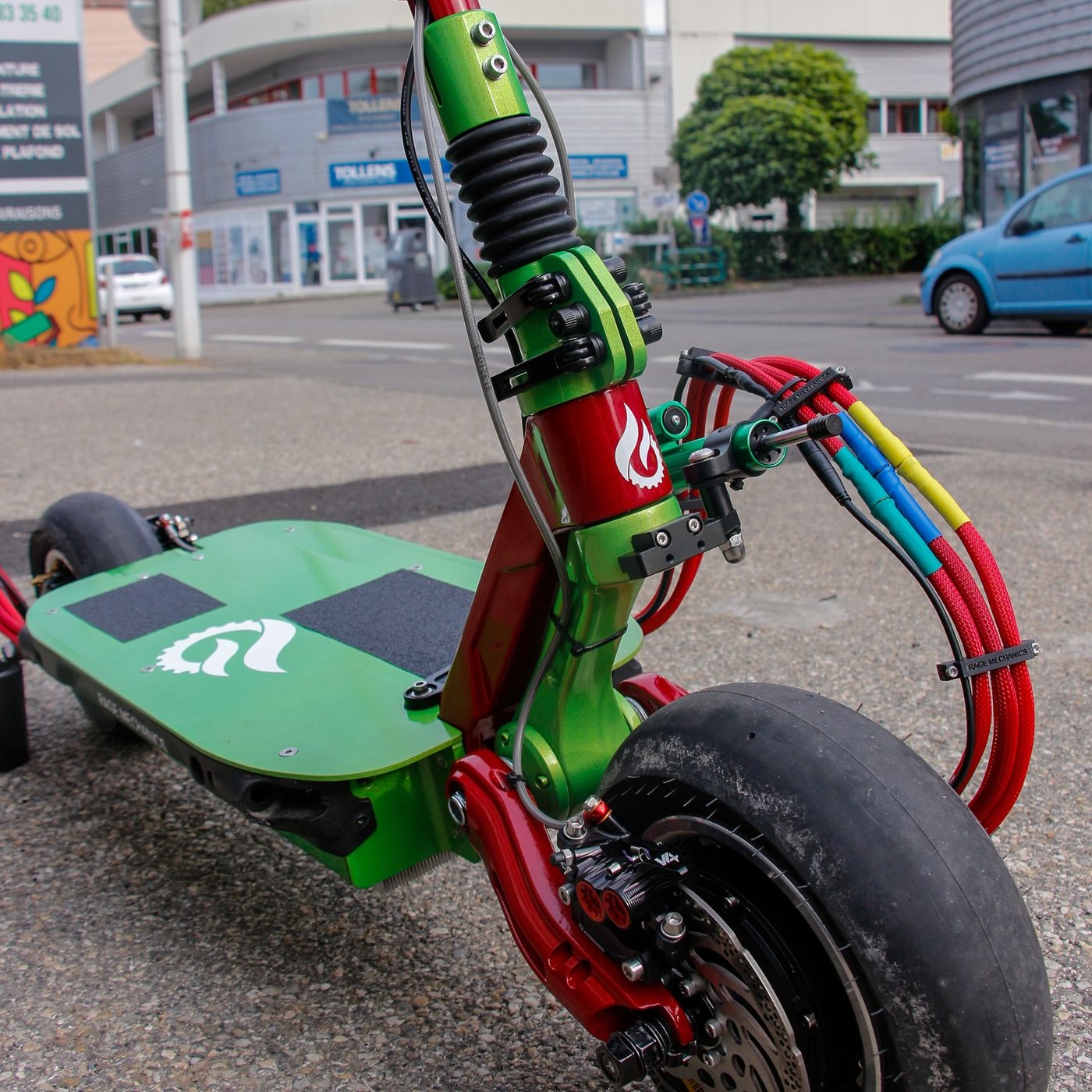Roue avant, slick et deck vert de la Thunder 1 Evo