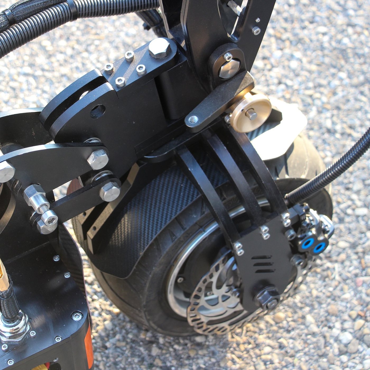 Suspension et roue arrière de la Weped GTS 2024